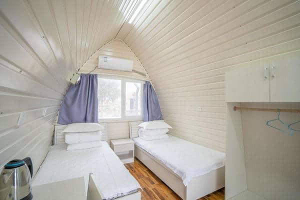 how much does it cost to build glamping pod